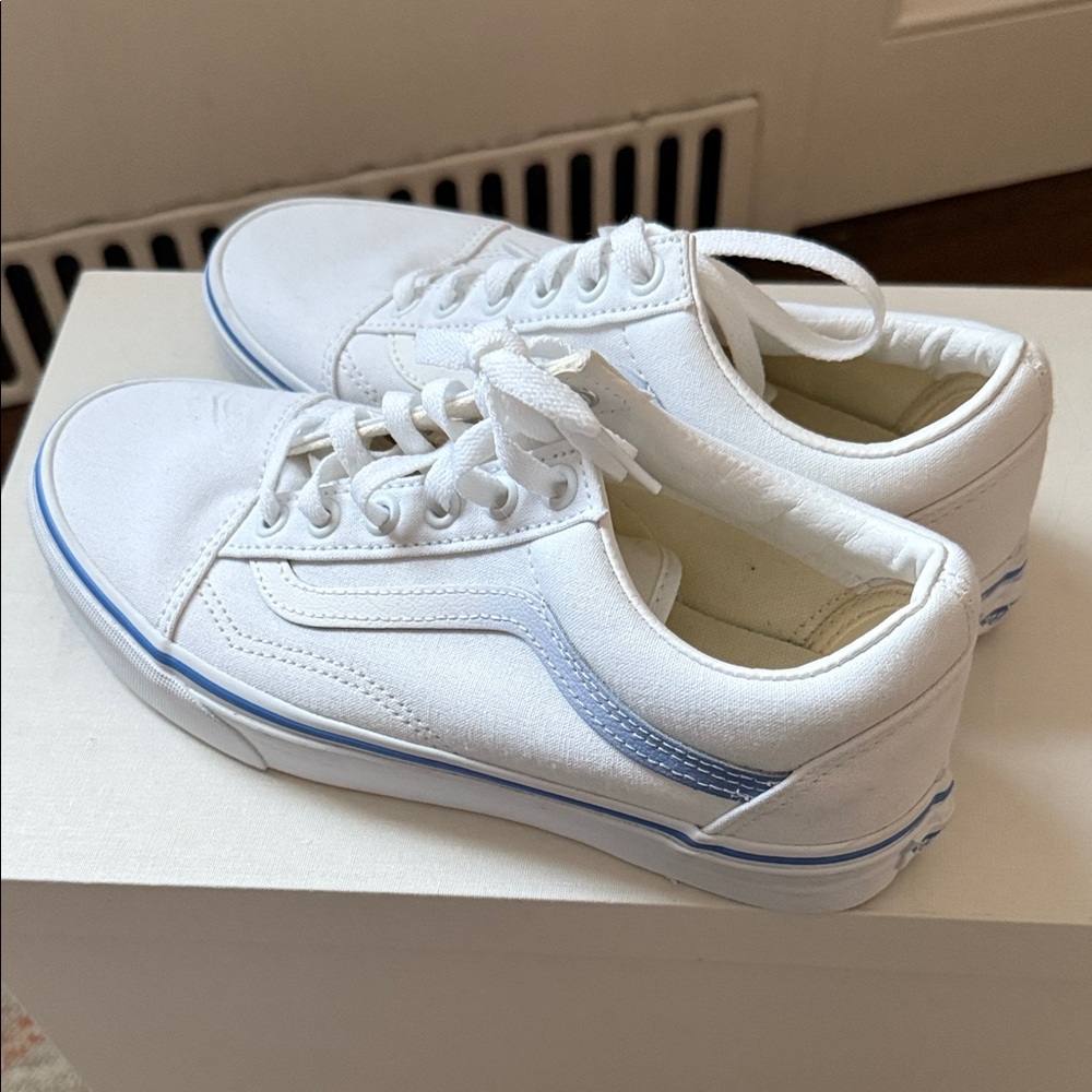 Vans White Canvas Shoes with Blue Logo